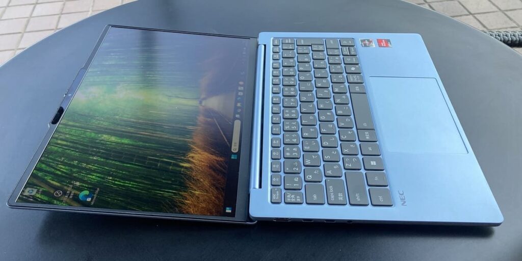 NEC LAVIE Direct N13 Slim 画面 横